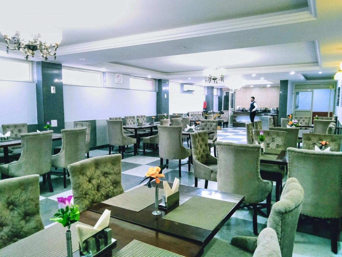 Hotel The Montreal Telbal Экстерьер фото